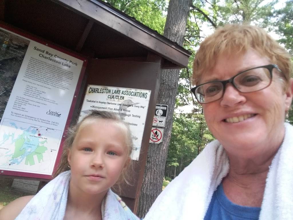 Charleston Cookhouse Chip Truck | restaurant | 312 Charleston Rd, Athens, ON K0E 1B0, Canada | 6136402873 OR +1 613-640-2873