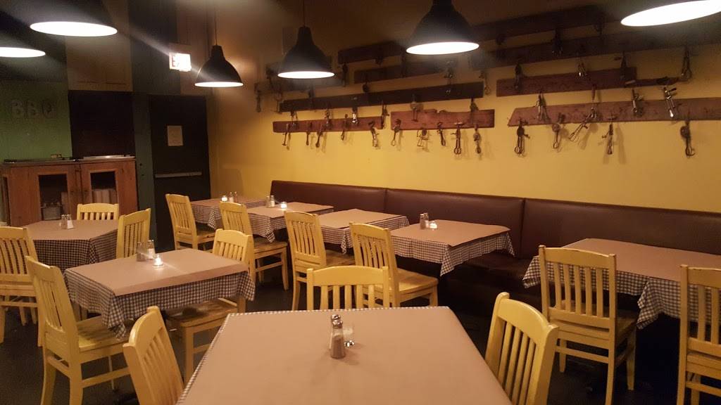 Fat Willys Rib Shack | restaurant | 2416 W Schubert Ave, Chicago, IL 60647, USA | 7737821800 OR +1 773-782-1800