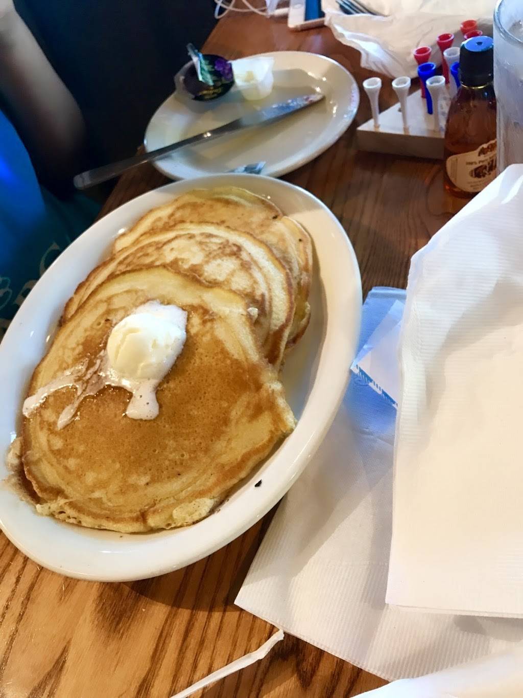 Cracker Barrel Old Country Store | restaurant | 10250 Plaza Americana Dr, Baton Rouge, LA 70816, USA | 2259261328 OR +1 225-926-1328