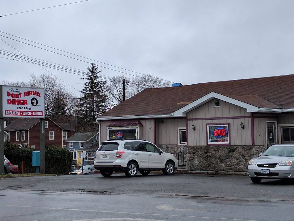 Mullers Port Jervis Diner | restaurant | 41 E Main St, Port Jervis, NY 12771, USA | 8458567978 OR +1 845-856-7978