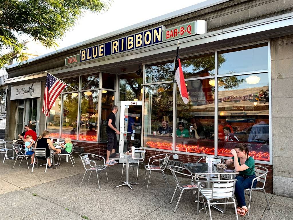 Blue Ribbon Barbecue | restaurant | 908 Massachusetts Ave, Arlington, MA 02476, USA | 7816487427 OR +1 781-648-7427