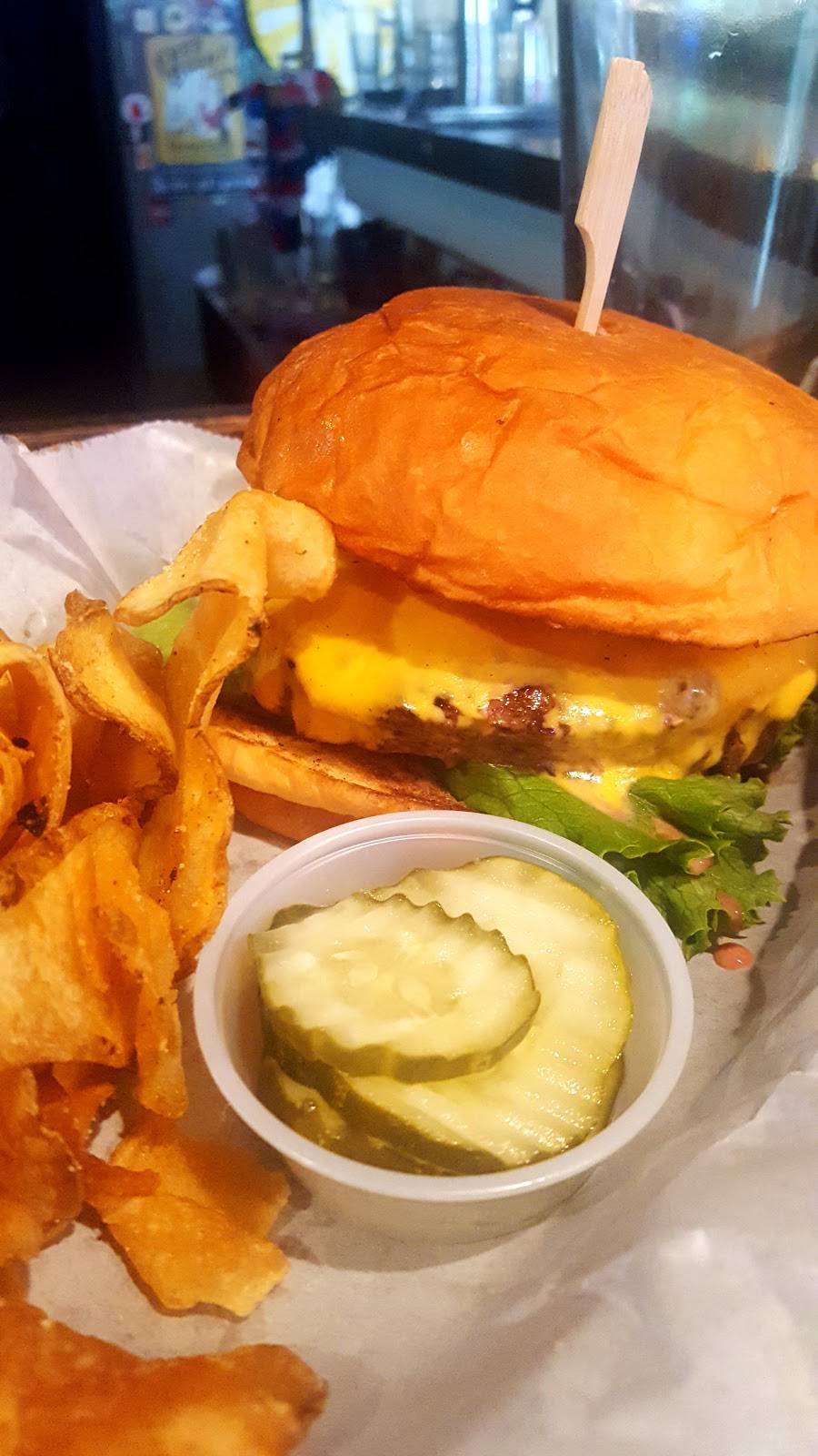 The Regal Beagle | restaurant | 3659 India St, San Diego, CA 92103, USA | 6192972337 OR +1 619-297-2337