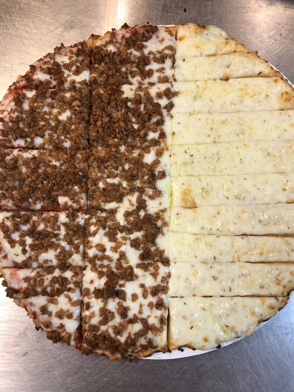 Whitestown Pizza King | meal takeaway | 103 S Main St, Whitestown, IN 46075, USA | 3177683500 OR +1 317-768-3500