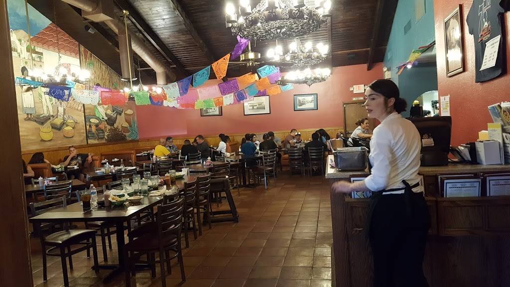 Sals Mexican Restaurant | restaurant | 2163 Park St, Selma, CA 93662, USA | 5598967257 OR +1 559-896-7257
