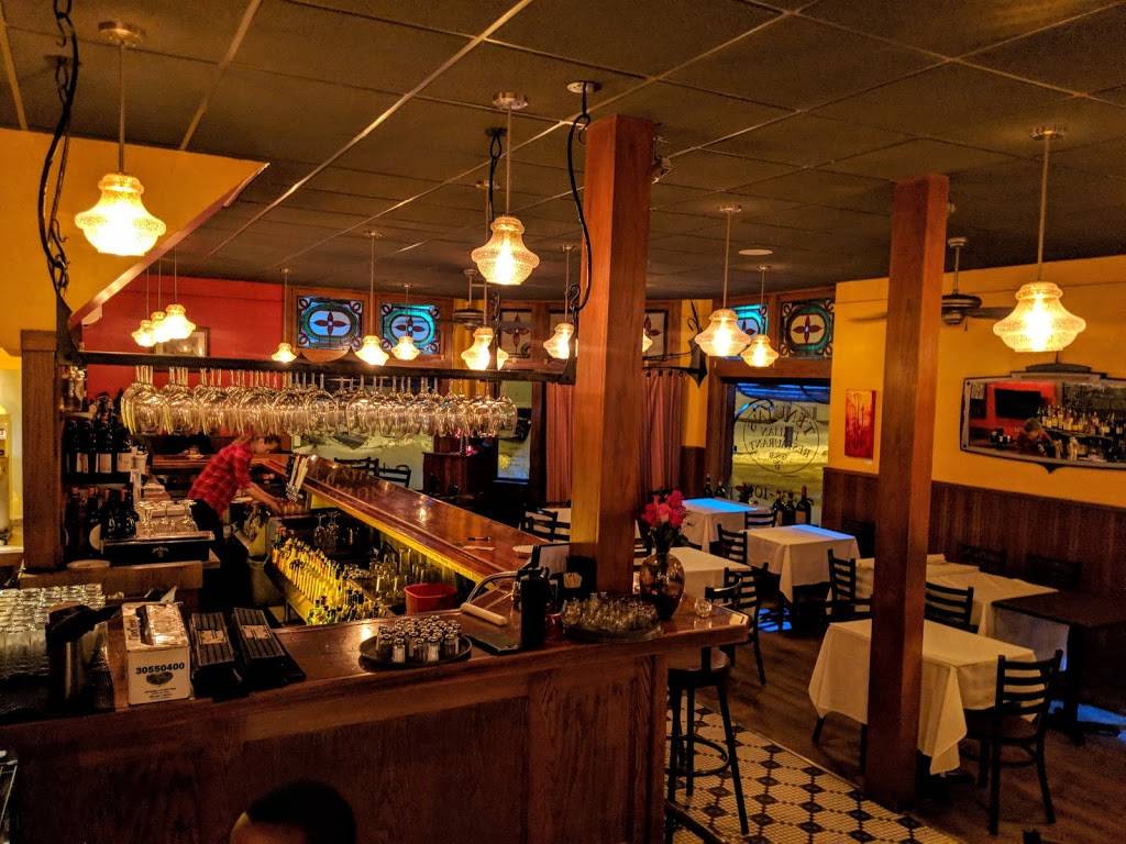 Tenutas Italian Restaurant | restaurant | 2995 S Clement Ave, Milwaukee, WI 53207, USA | 4144311014 OR +1 414-431-1014