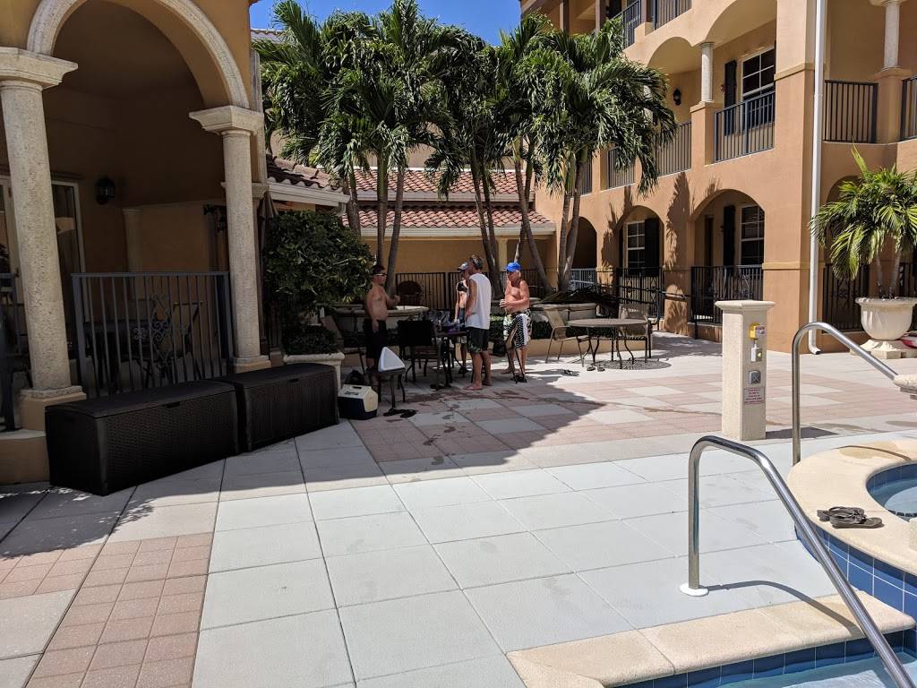 Renaissance On the River | restaurant | 20 Orange Ave, Fort Pierce, FL 34950, USA | 7724615555 OR +1 772-461-5555