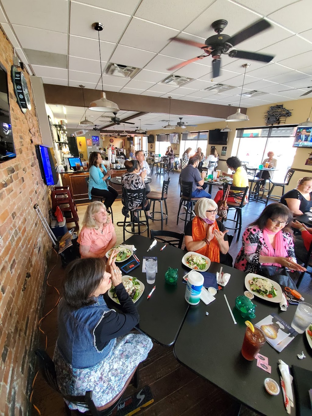 Colorado Taproom | restaurant | 27050 E US Hwy 50 Business Unit B, 1, Pueblo, CO 81006, USA | 7195821783 OR +1 719-582-1783