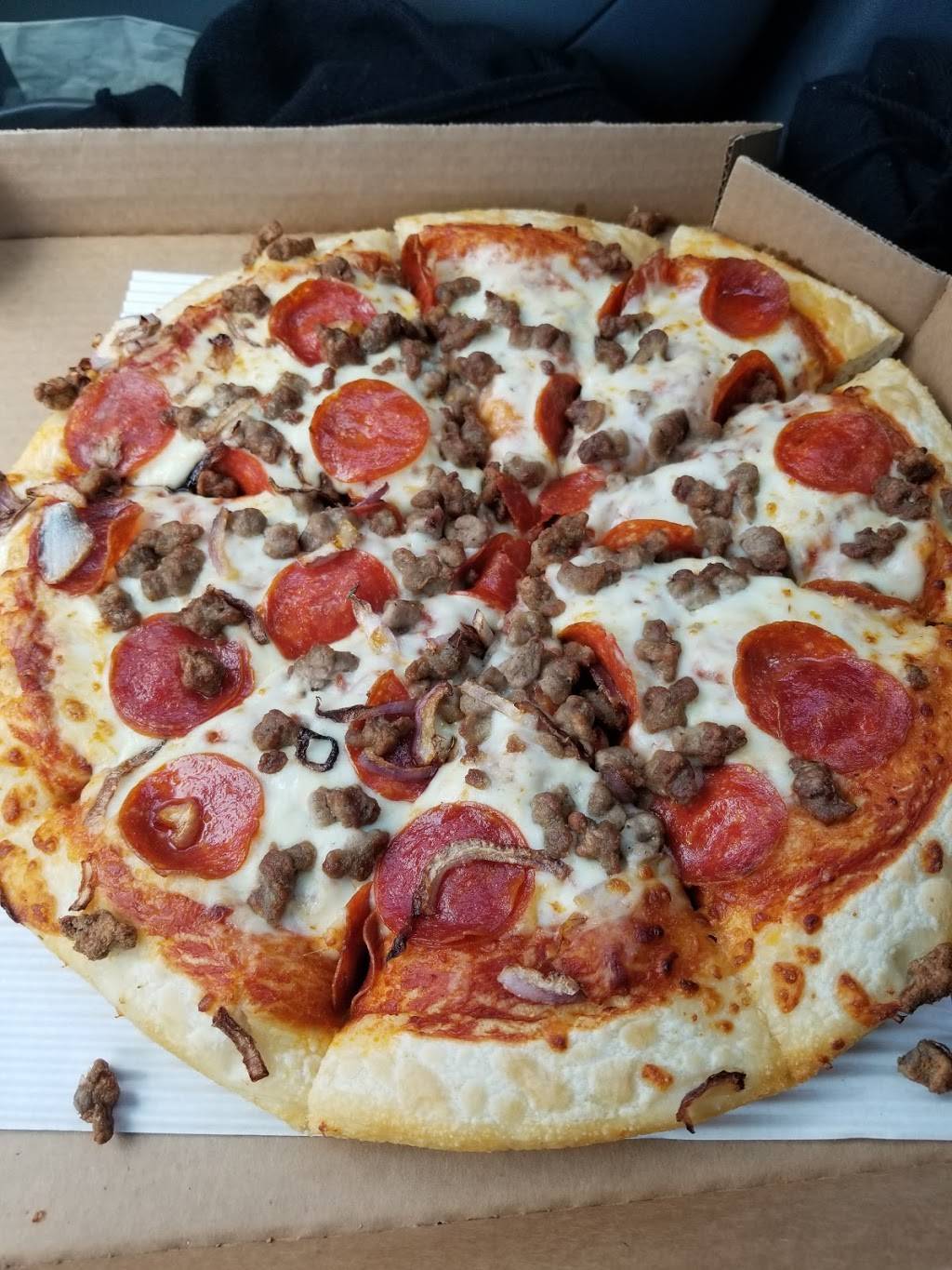 Pizza Hut | restaurant | 804 N Main St, High Point, NC 27262, USA | 3368416414 OR +1 336-841-6414