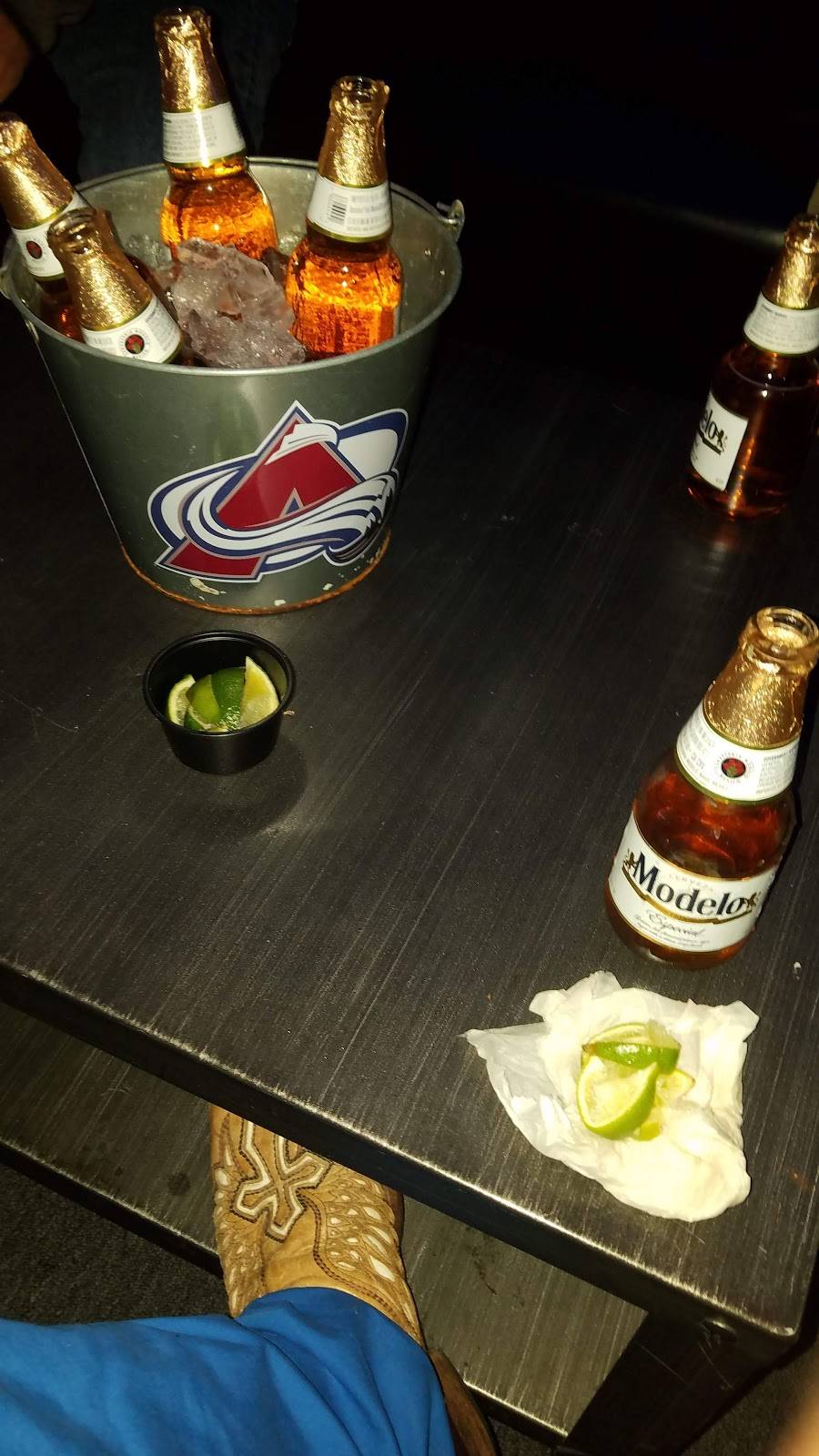 Zona Cero, La Casa Del Rock en Español | restaurant | 8980 Federal Blvd, Federal Heights, CO 80260, USA | 7202979510 OR +1 720-297-9510