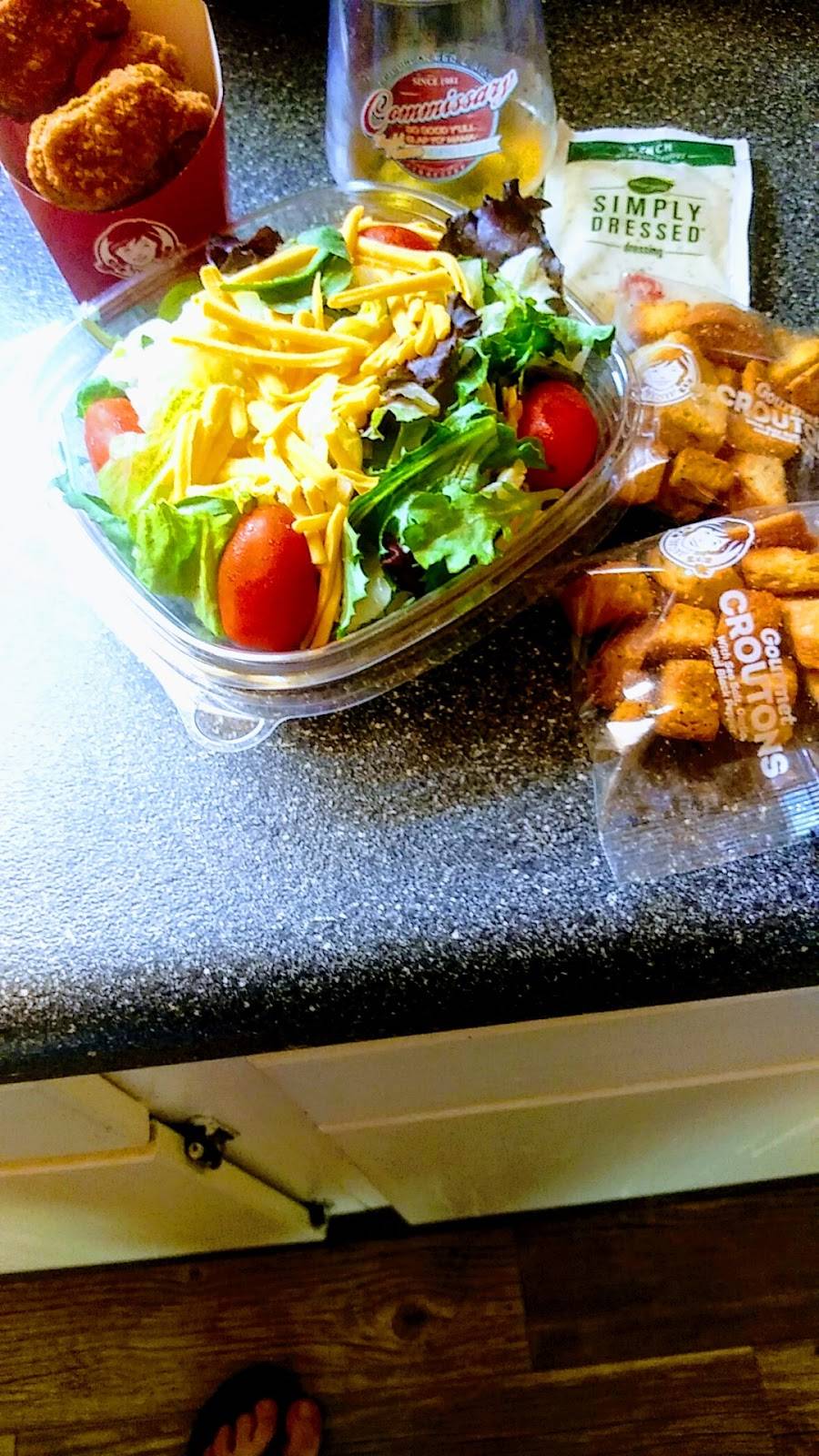 Wendys | restaurant | 3717 Summer Ave, Memphis, TN 38122, USA | 9014528821 OR +1 901-452-8821