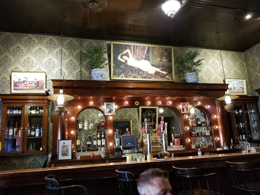 Pinnacle Peak | restaurant | 6541 E Tanque Verde Rd, Tucson, AZ 85715, USA | 5202960911 OR +1 520-296-0911