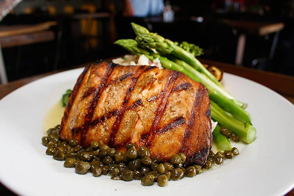 5 Line Tavern | restaurant | 2136 Colorado Blvd, Los Angeles, CA 90041, USA | 3232383838 OR +1 323-238-3838