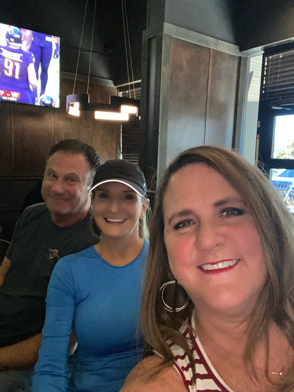 TBird Tavern | restaurant | 13802 N Scottsdale Rd Suite 101, Scottsdale, AZ 85254, USA | 4807020455 OR +1 480-702-0455