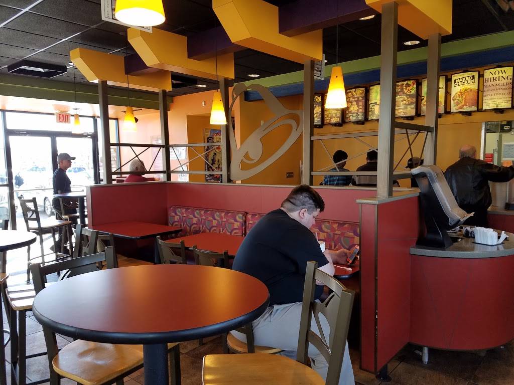 Taco Bell | meal takeaway | 7660 Barrington Rd, Hanover Park, IL 60133, USA | 6308303320 OR +1 630-830-3320