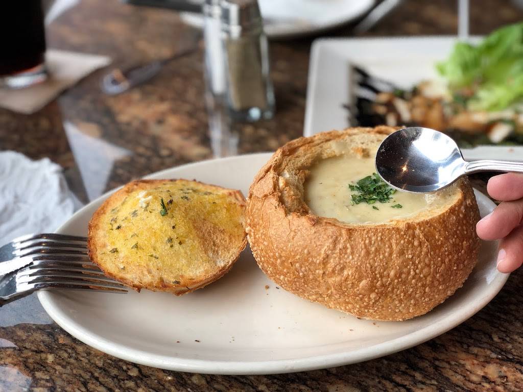 BJs Restaurant & Brewhouse | restaurant | 7211 166th Ave NE, Redmond, WA 98052, USA | 4253761560 OR +1 425-376-1560