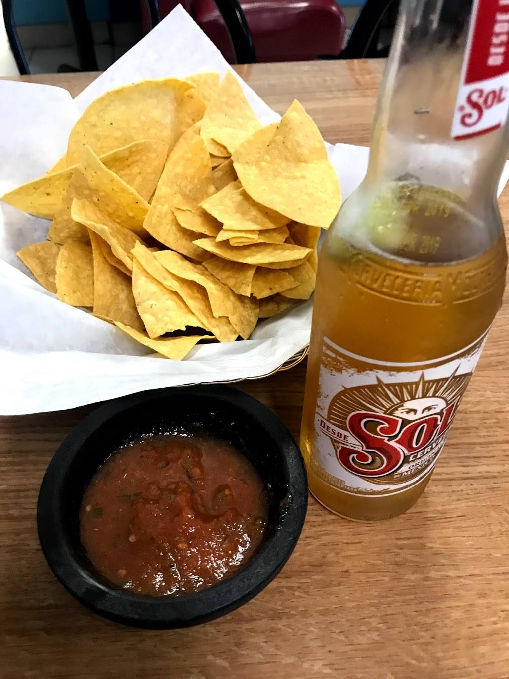 La Perla | restaurant | 821 E Andrew Johnson Hwy, Greeneville, TN 37745, USA | 4236384943 OR +1 423-638-4943