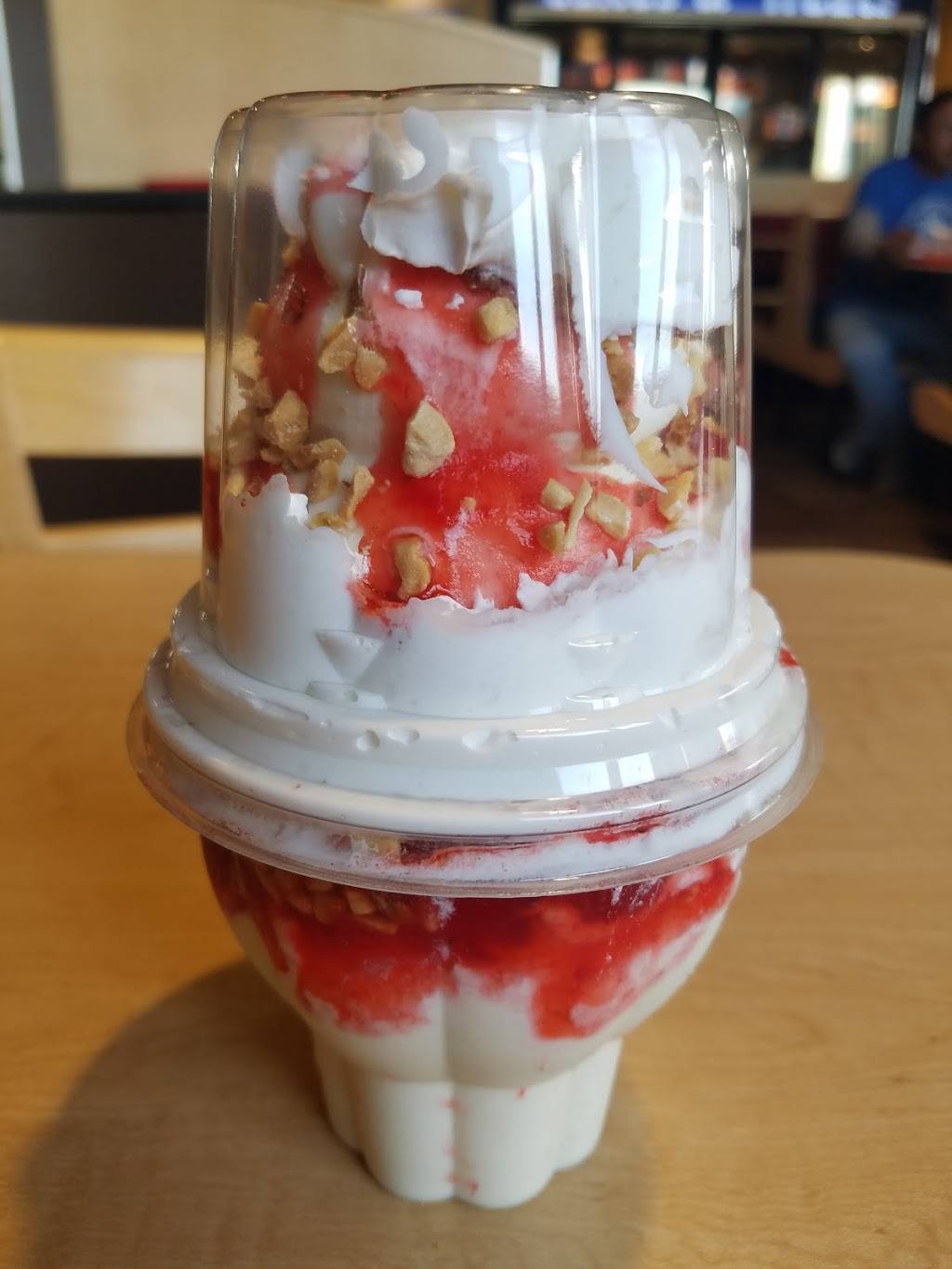 Dairy Queen Store | restaurant | 3707 S Main St, Stafford, TX 77477, USA | 2819698328 OR +1 281-969-8328