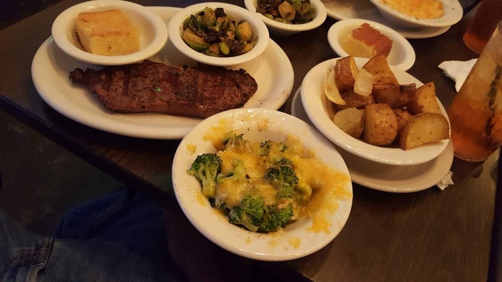 Davis Waynes | restaurant | 9454 Bradmore Ln, Ooltewah, TN 37363, USA | 4232698969 OR +1 423-269-8969