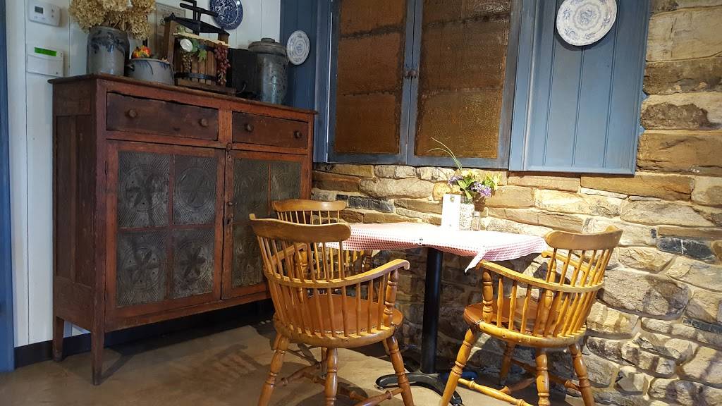 Heartpine Cafe | restaurant | Inside the Burner Barn at the Luray Valley Museum at Luray Caverns, 102 Cave Hill Rd, Luray, VA 22835, USA | 5407436551 OR +1 540-743-6551