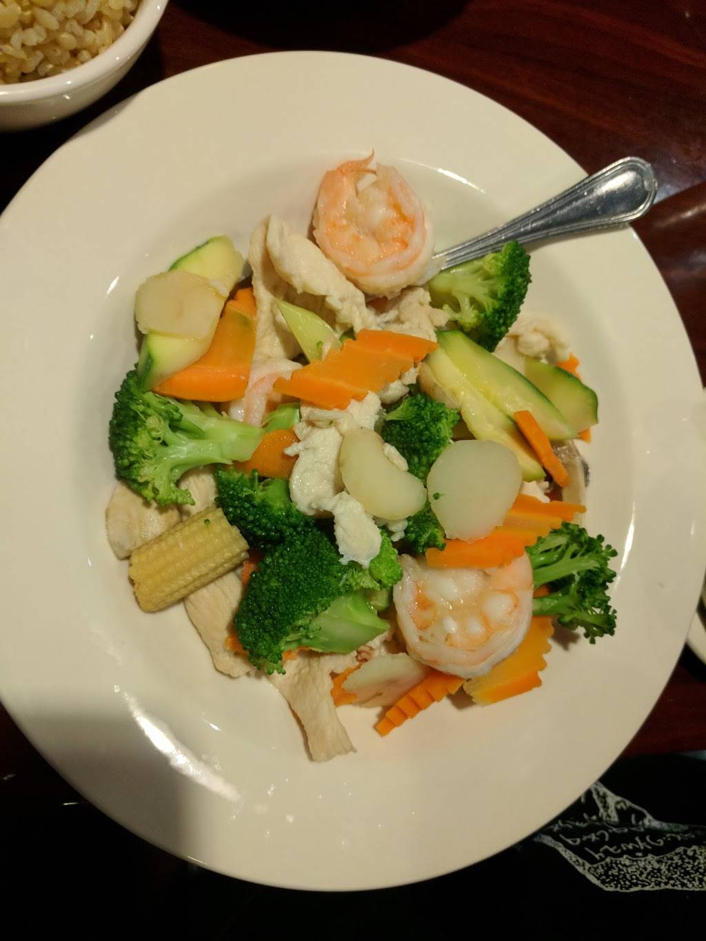 Huangs Chef | restaurant | 2785 Charlotte Hwy Suite 19, Mooresville, NC 28117, USA | 7046641988 OR +1 704-664-1988