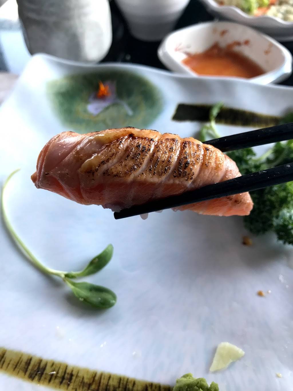 Krazy Roll | restaurant | 84 Marine Parade Dr, Etobicoke, ON M8V 0A3, Canada | 6473522270 OR +1 647-352-2270