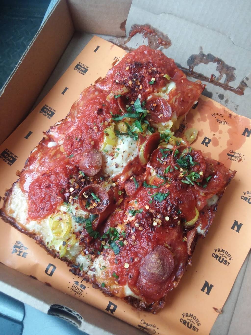 Iron Born Pizza | meal takeaway | 413 Grant Ave, Pittsburgh, PA 15209, USA | 4128227300 OR +1 412-822-7300