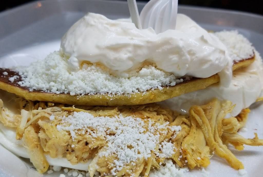 Frank Cachapas Doral /Latin American Food | restaurant | 8683 NW 66th St, Doral, FL 33166, USA | 7543173435 OR +1 754-317-3435