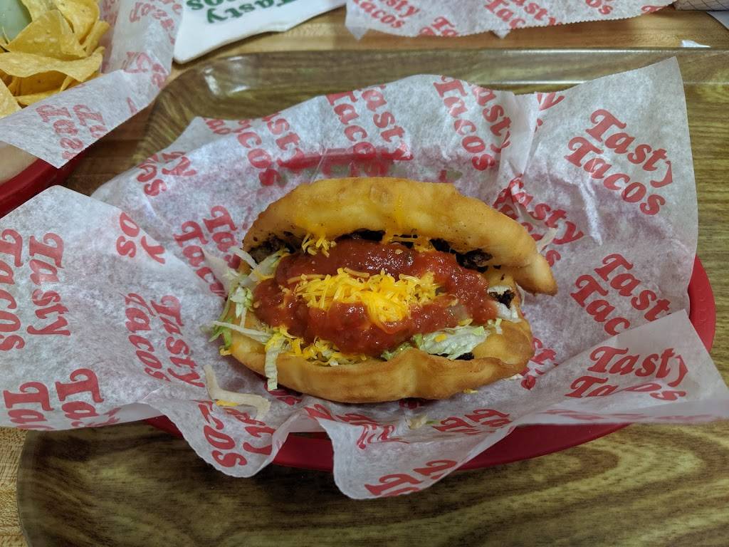 Tasty Tacos | restaurant | 2900 E Euclid Ave, Des Moines, IA 50317, USA | 5152621100 OR +1 515-262-1100