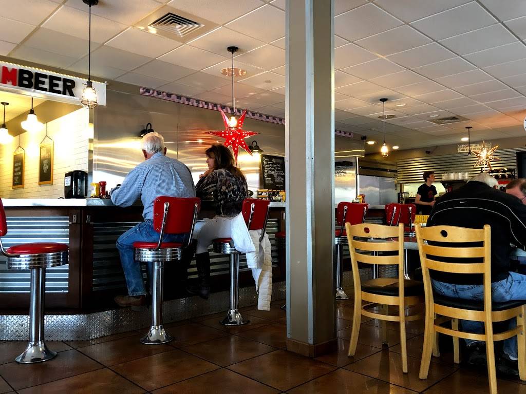 CHOMP Burgers, Fries, Shakes | restaurant | 1693 Mission Dr, Solvang, CA 93463, USA | 8056887733 OR +1 805-688-7733