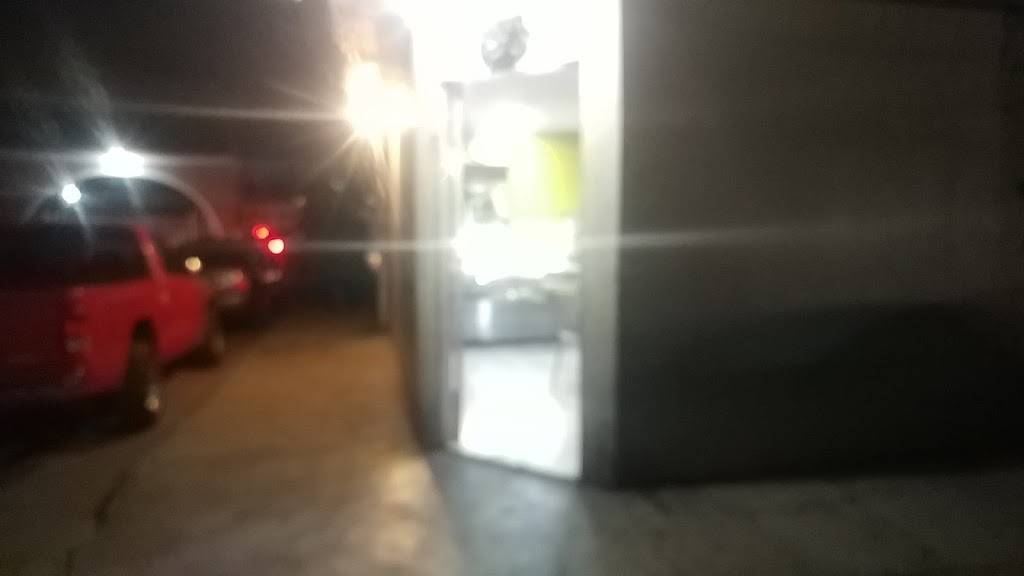 Antojitos Mexicanos Lolitas | restaurant | Calle D 221, Roberto de la Madrid, 22435 Tijuana, B.C., Mexico | 016646075870 OR +52 664 607 5870