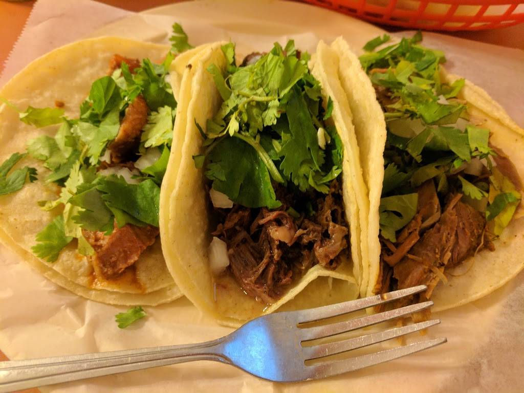 Casa de Leon | restaurant | 9217 Long Point Rd, Houston, TX 77055, USA | 7134611955 OR +1 713-461-1955