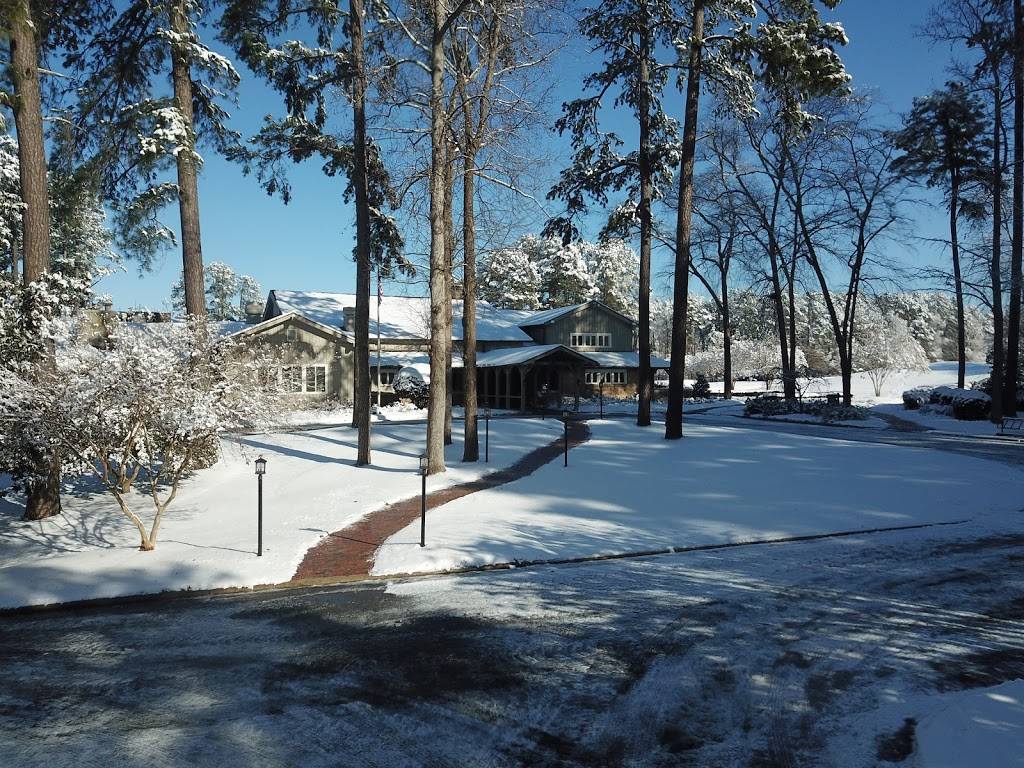 MacGregor Downs Country Club | restaurant | 430 St Andrews Ln, Cary, NC 27511, USA | 9194670146 OR +1 919-467-0146