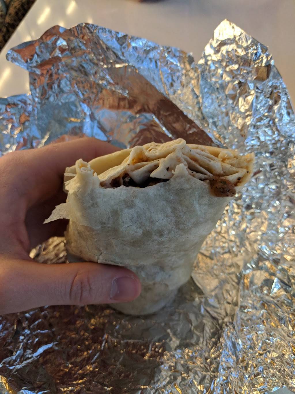 Dos Coyotes Border Cafe | restaurant | 3501 Sacramento Intl Airport People Mover, Sacramento, CA 95834, USA | 5307530202 OR +1 530-753-0202