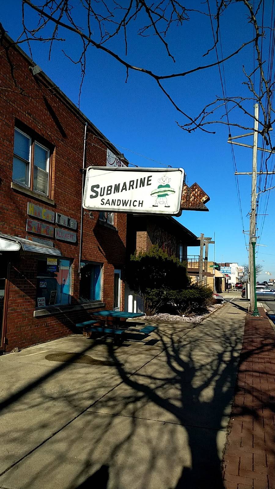 Super Submarine | meal takeaway | 7010 Kennedy Ave, Hammond, IN 46323, USA | 2198456705 OR +1 219-845-6705