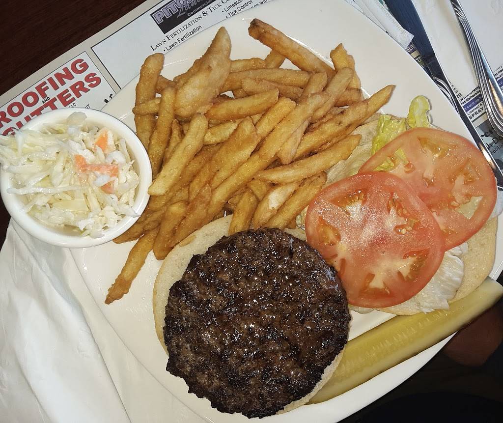 Route Ten Restaurant | restaurant | 3810 Whitney Ave, Hamden, CT 06518, USA | 2036919990 OR +1 203-691-9990