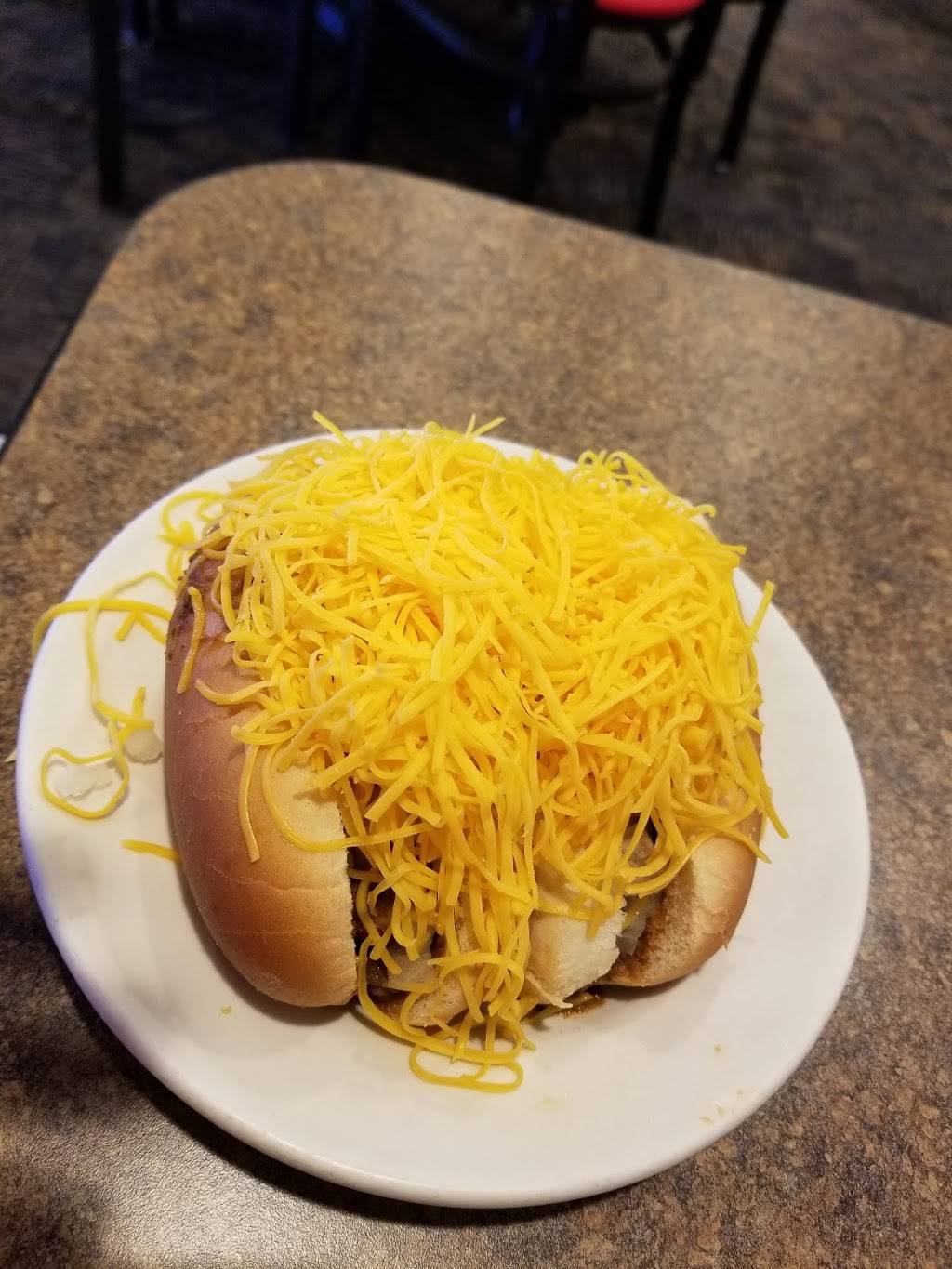 Skyline Chili | restaurant | 4588 Montgomery Rd, Cincinnati, OH 45212, USA | 5135318381 OR +1 513-531-8381
