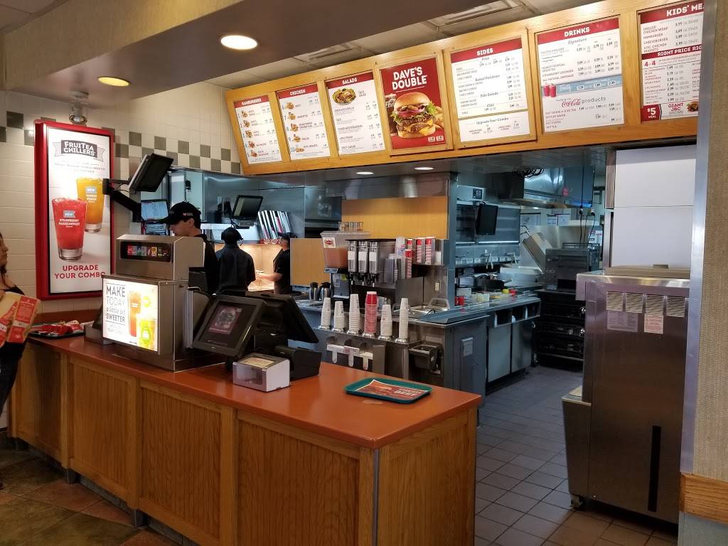 Wendys | restaurant | 12671 Moreno Beach Dr, Moreno Valley, CA 92555, USA | 9516019168 OR +1 951-601-9168