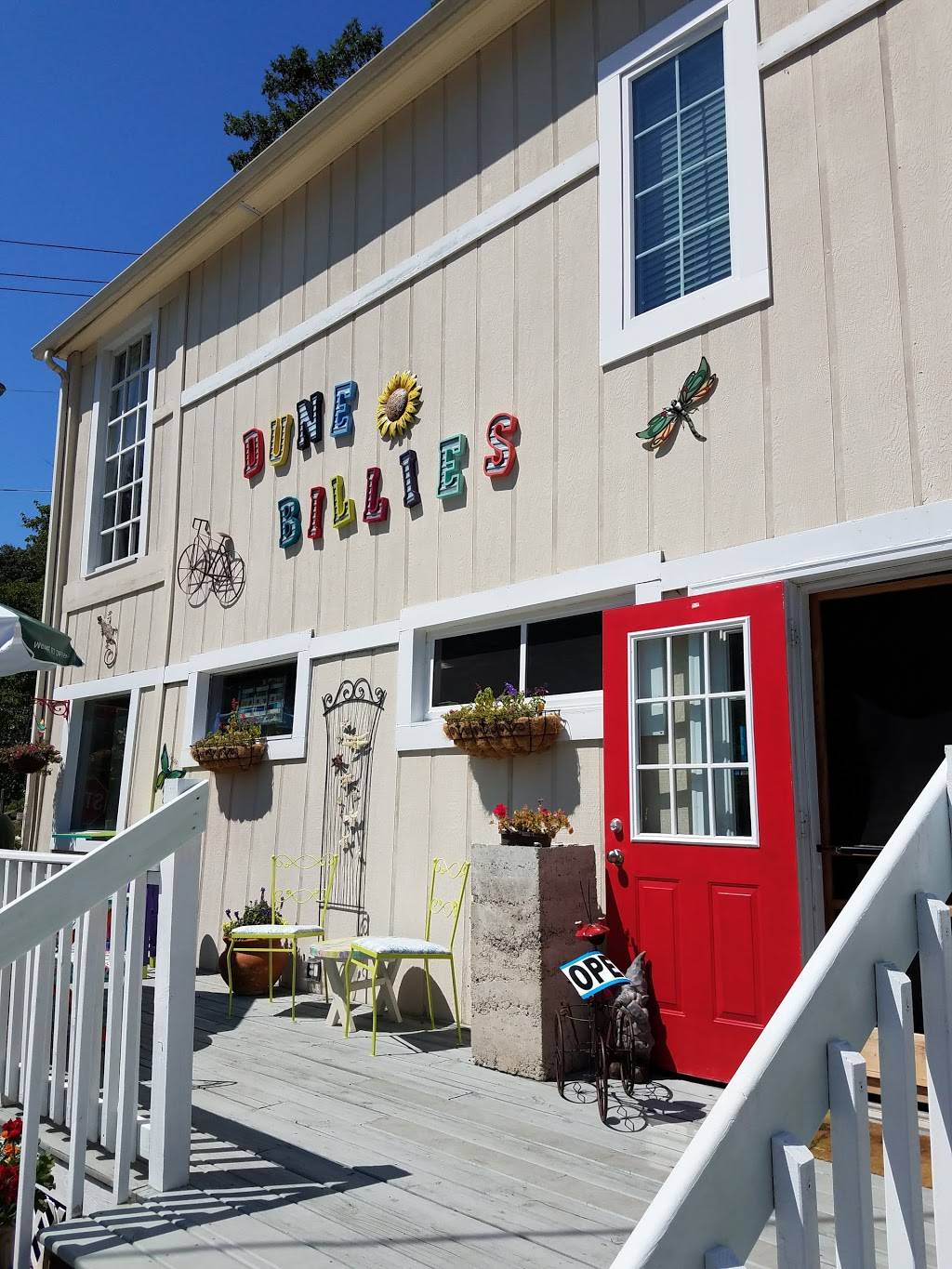 Dune Billies | cafe | 201 Center St, Michigan City, IN 46360, USA | 2198096592 OR +1 219-809-6592