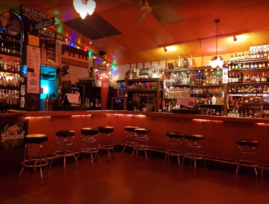 Kingston Mines | night club | 2548 N Halsted St, Chicago, IL 60614, USA | 7734774646 OR +1 773-477-4646