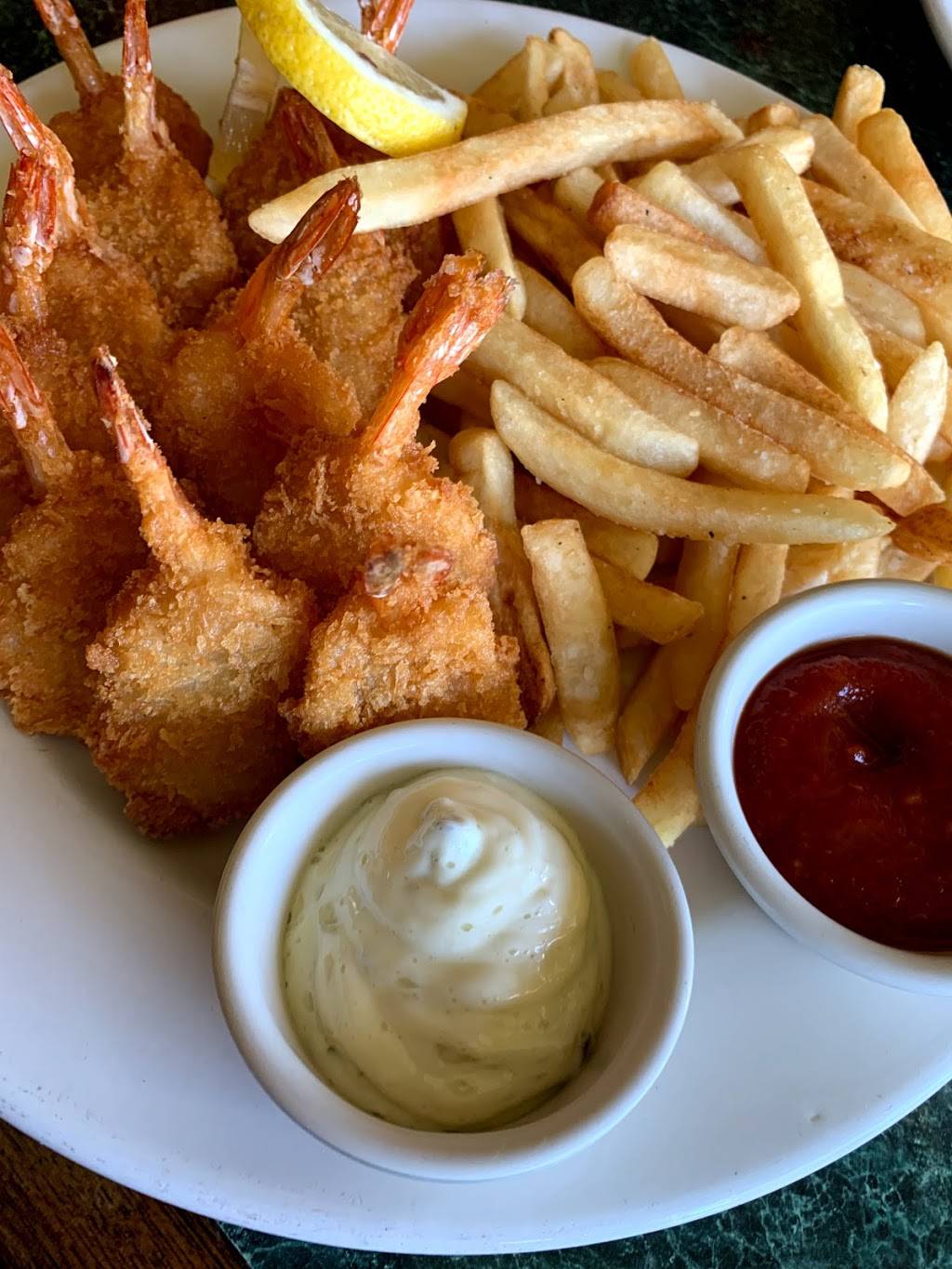 Covas Great American Food | restaurant | 2000 E Childs Ave, Merced, CA 95341, USA | 2095804598 OR +1 209-580-4598