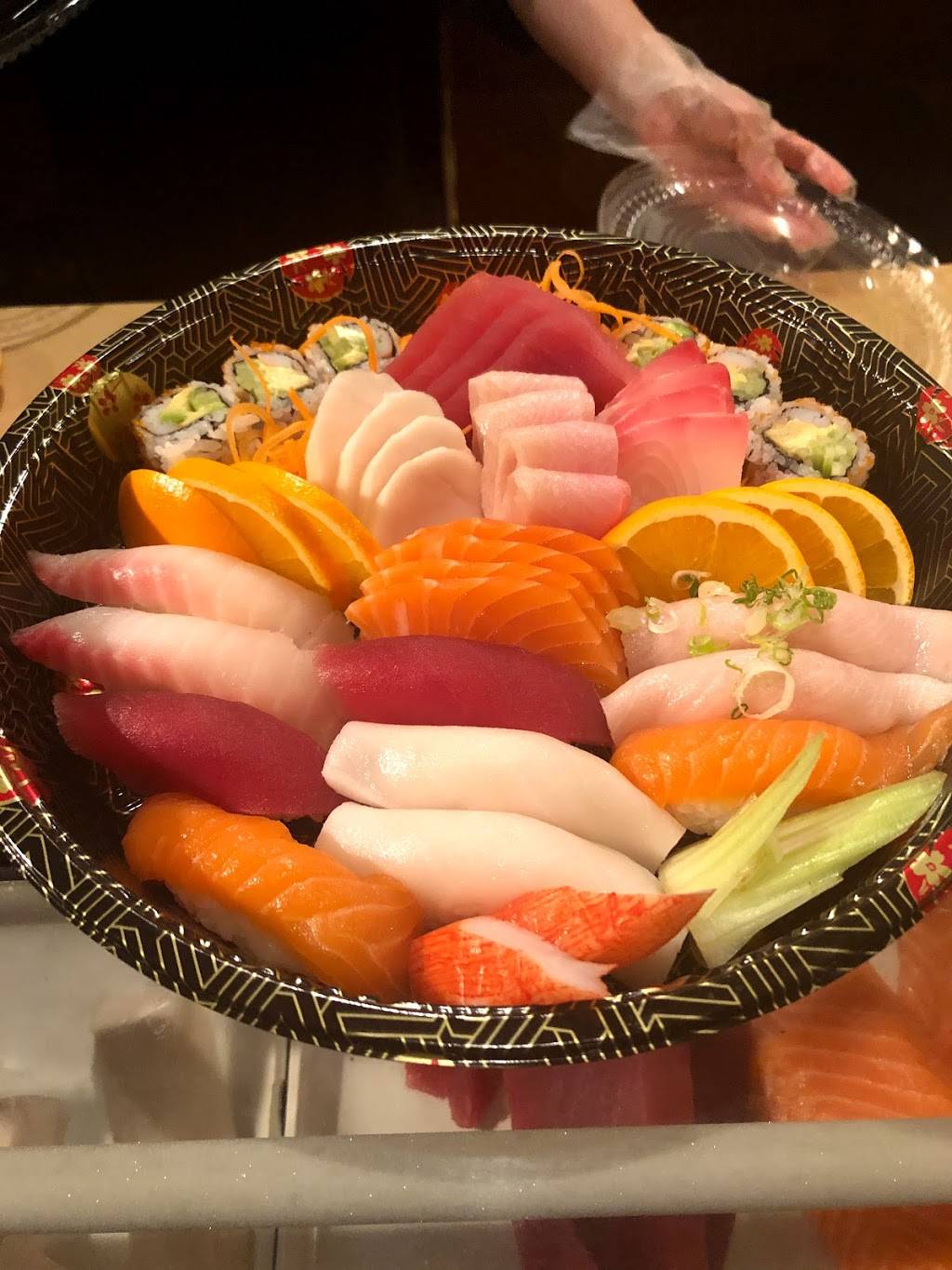 Hong Kong Tokyo | restaurant | 411 Barnum Avenue Cutoff, Stratford, CT 06614, USA | 2033789211 OR +1 203-378-9211