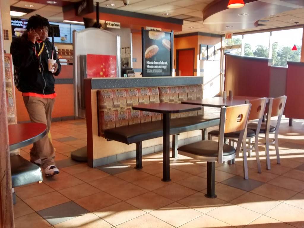 McDonalds | cafe | 101 S 25th St, Harrisburg, PA 17111, USA | 7172320008 OR +1 717-232-0008