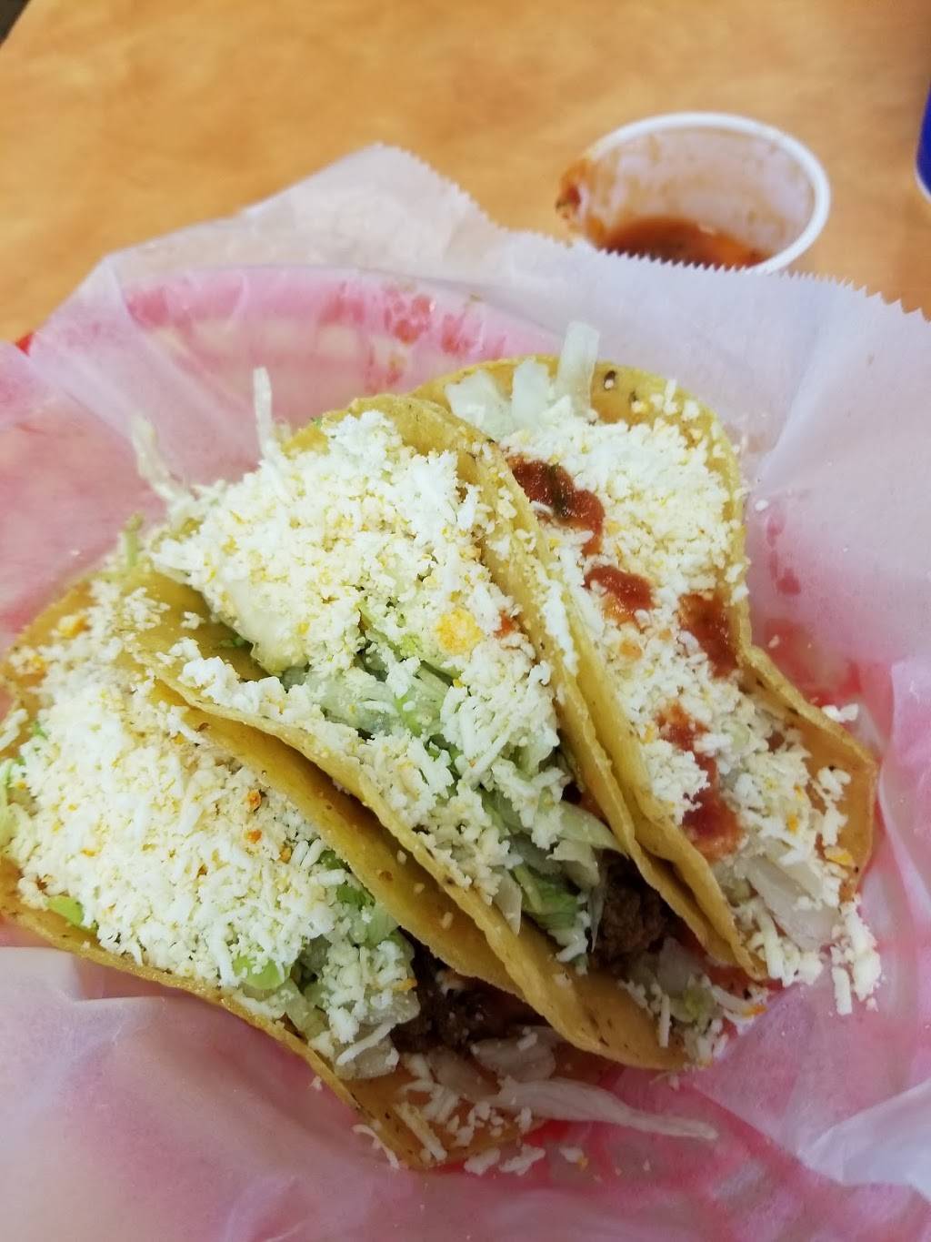 Adolphs Mexican Foods | restaurant | 4030 Kennedy Dr, East Moline, IL 61244, USA | 3097558427 OR +1 309-755-8427