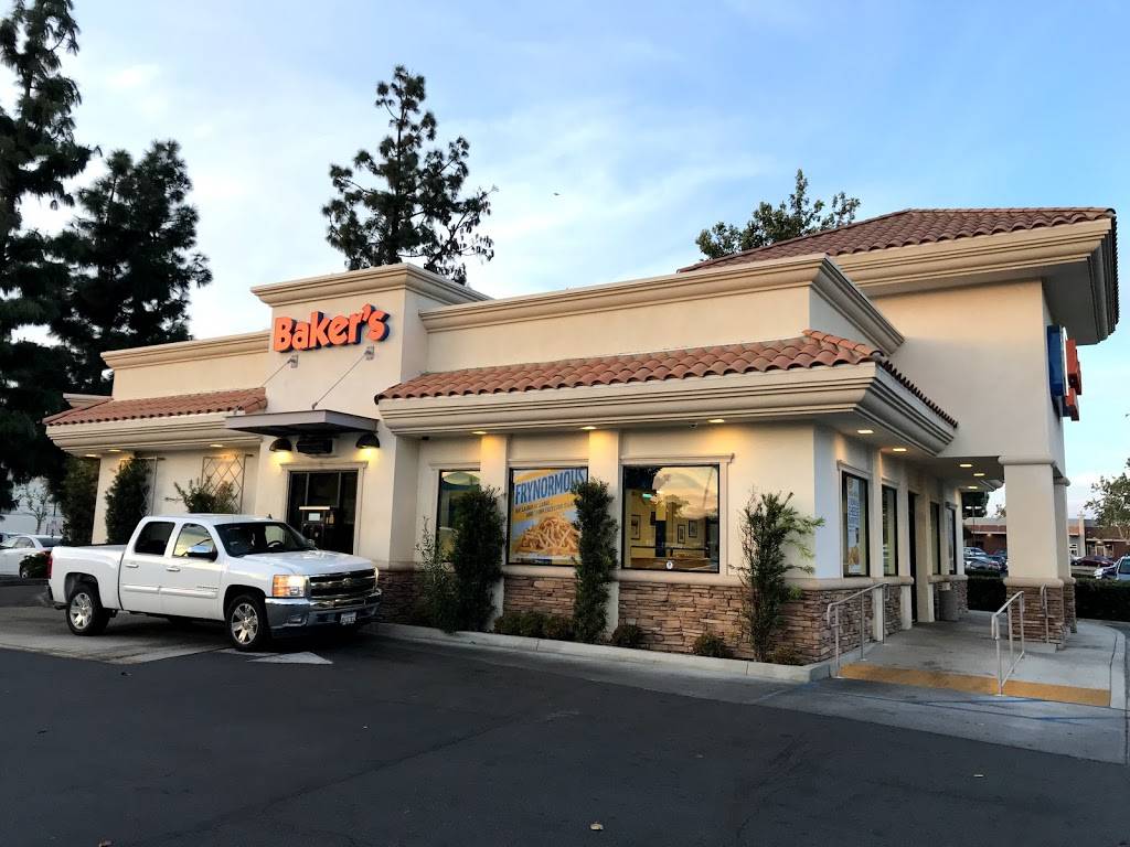 Bakers Drive-Thru | restaurant | 10225 Magnolia Ave, Riverside, CA 92503, USA | 9098845233 OR +1 909-884-5233