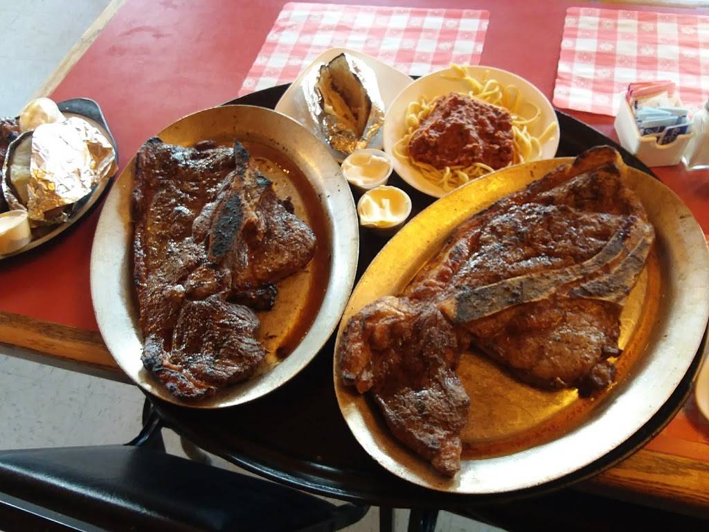 Dans Steak House | restaurant | 8512 US-211, Luray, VA 22835, USA | 5407436285 OR +1 540-743-6285