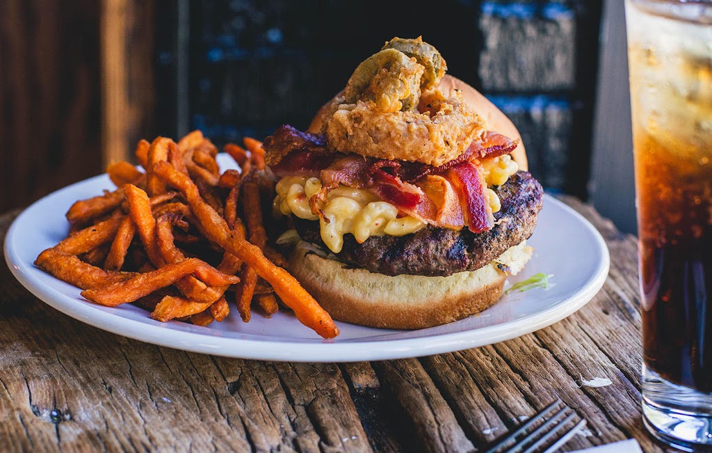 Whiskey Warehouse | restaurant | 1221 The Plaza, Charlotte, NC 28205, USA | 7043347005 OR +1 704-334-7005