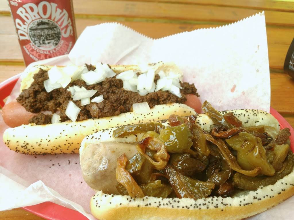 Dixies Dog House | restaurant | 250 107th Ave, Treasure Island, FL 33706, USA | 7273606001 OR +1 727-360-6001