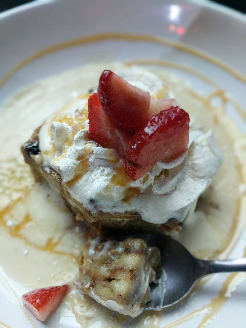 The Jazz Kitchen | restaurant | 5377 N College Ave, Indianapolis, IN 46220, USA | 3172534900 OR +1 317-253-4900