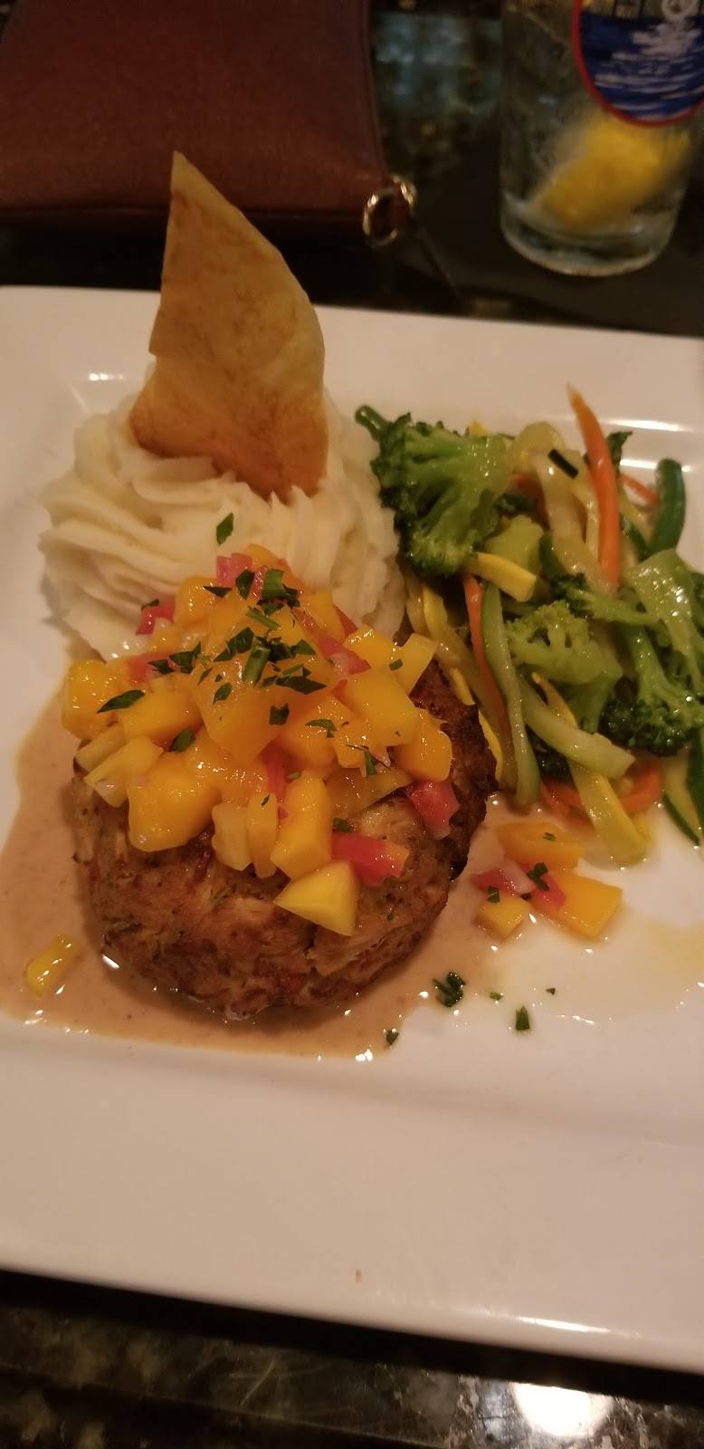 Ethan grill | restaurant | 5687 SE Crooked Oak Ave, Hobe Sound, FL 33455, USA | 7722102350 OR +1 772-210-2350