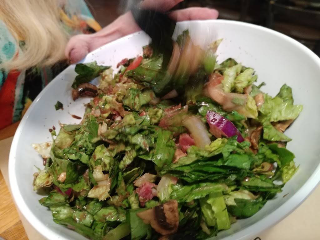 Your Pie | restaurant | 4828 W Deer Lake Dr, Jacksonville, FL 32246, USA | 9043370155 OR +1 904-337-0155